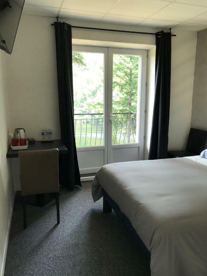 Le Chalet Du Lac Le Chatenet-en-Dognon Экстерьер фото